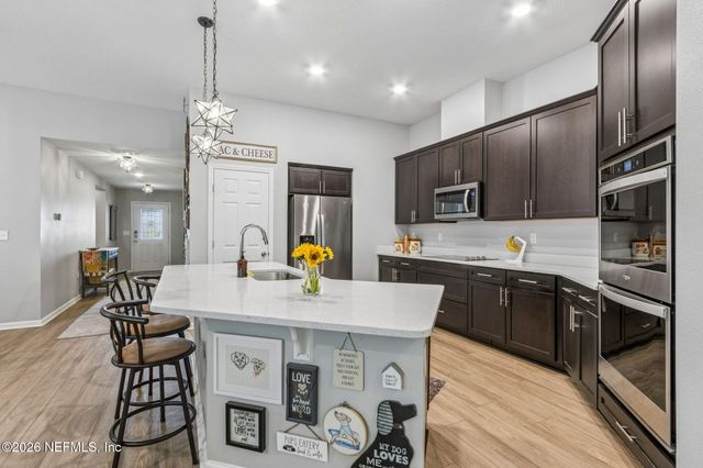 13627 BROOKWATER Drive, Jacksonville, FL 32256