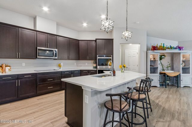 13627 BROOKWATER Drive, Jacksonville, FL 32256