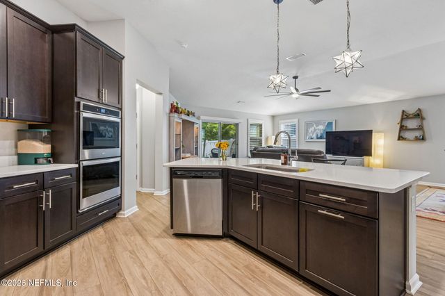 13627 BROOKWATER Drive, Jacksonville, FL 32256