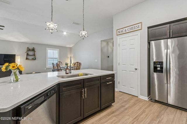 13627 BROOKWATER Drive, Jacksonville, FL 32256