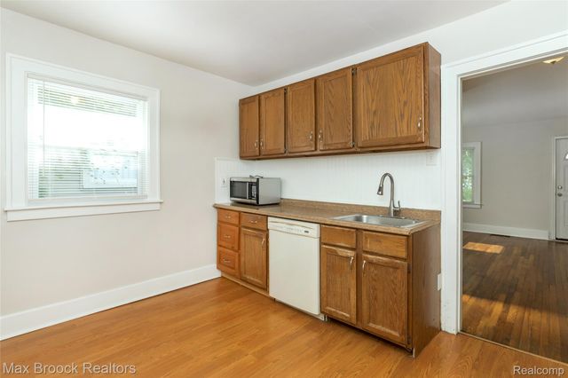 1832 Annabelle Street, Ferndale, MI 48220