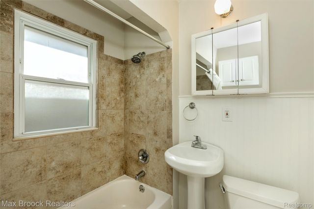 1832 Annabelle Street, Ferndale, MI 48220