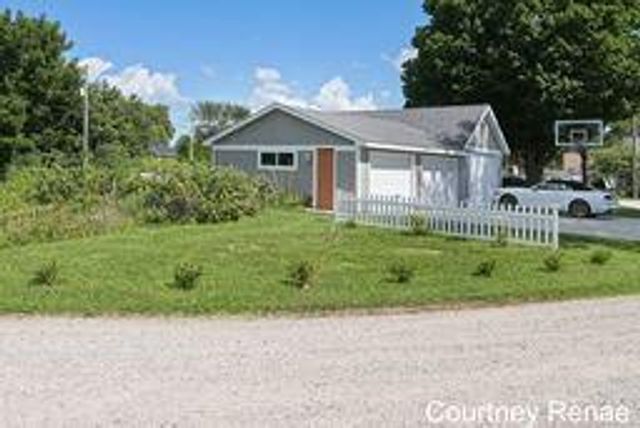 6335 Meta Drive, Winfield Twp, MI 49322