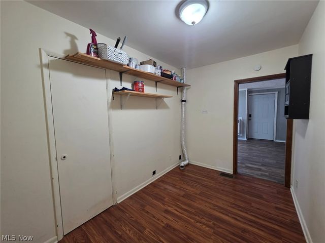 251 N Beverly Avenue, Youngstown, OH 44515
