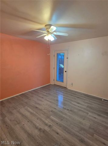 251 N Beverly Avenue, Youngstown, OH 44515