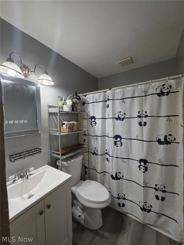 251 N Beverly Avenue, Youngstown, OH 44515