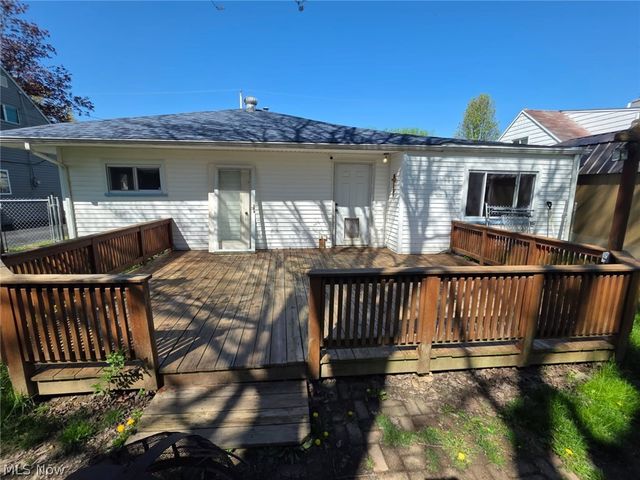 251 N Beverly Avenue, Youngstown, OH 44515