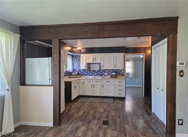 251 N Beverly Avenue, Youngstown, OH 44515