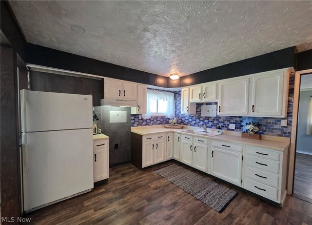 251 N Beverly Avenue, Youngstown, OH 44515