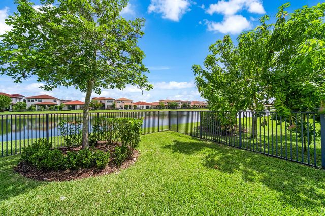 12195 Lake Trail Lane, Parkland, FL 33076