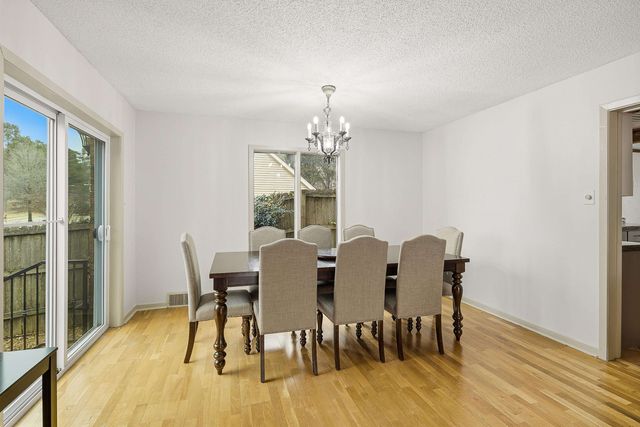 1833 NEW RIVERDALE RD, Germantown, TN 38138