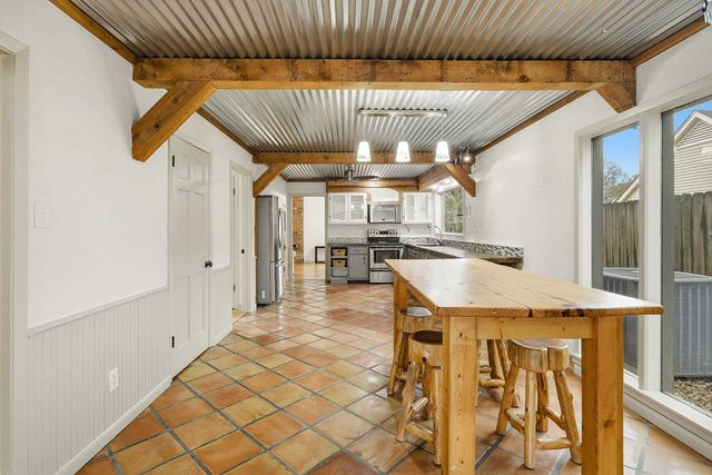 1833 NEW RIVERDALE RD, Germantown, TN 38138