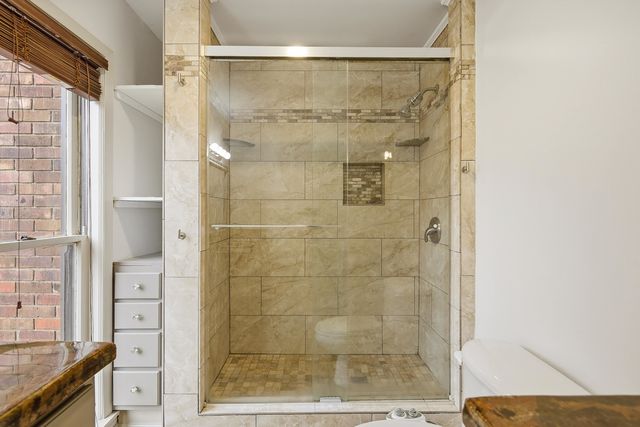 1833 NEW RIVERDALE RD, Germantown, TN 38138