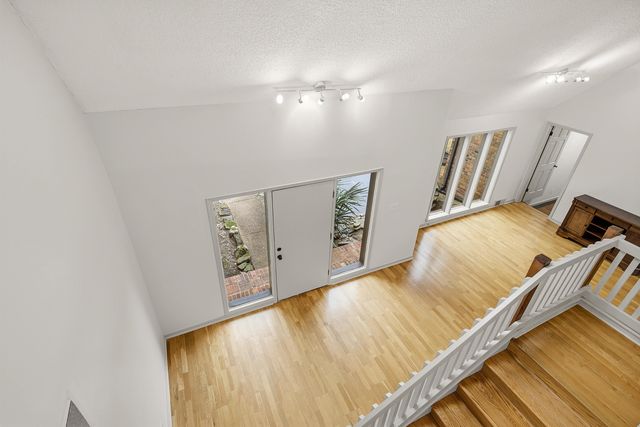 1833 NEW RIVERDALE RD, Germantown, TN 38138