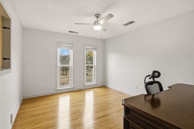 1833 NEW RIVERDALE RD, Germantown, TN 38138