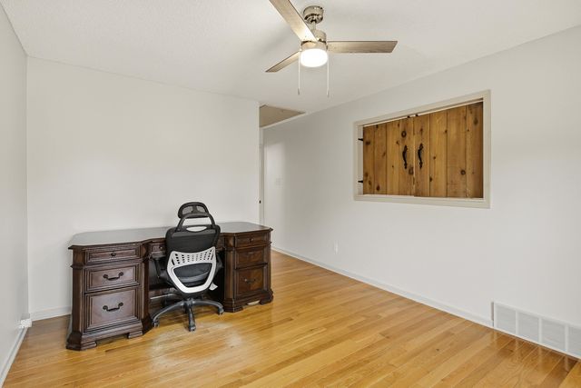 1833 NEW RIVERDALE RD, Germantown, TN 38138