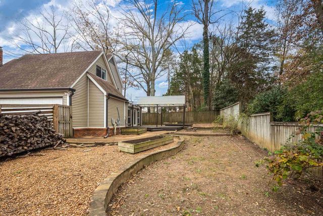 1833 NEW RIVERDALE RD, Germantown, TN 38138