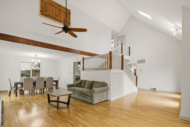 1833 NEW RIVERDALE RD, Germantown, TN 38138