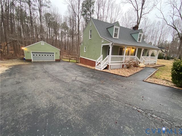 4303 Cosby Rd, Powhatan, VA 23139