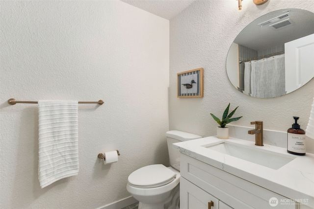 4989 NW Francis Drive, Silverdale, WA 98383