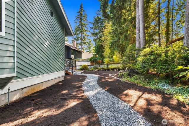 4989 NW Francis Drive, Silverdale, WA 98383