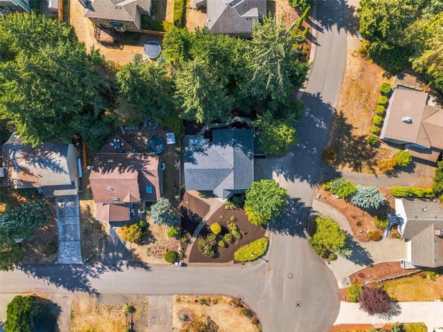 4989 NW Francis Drive, Silverdale, WA 98383