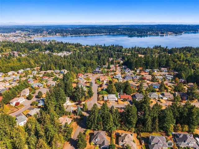 4989 NW Francis Drive, Silverdale, WA 98383