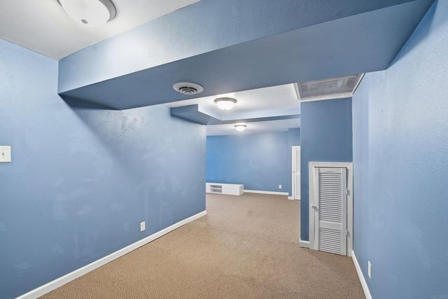 826 Home Park Blvd, Waterloo, IA 50701