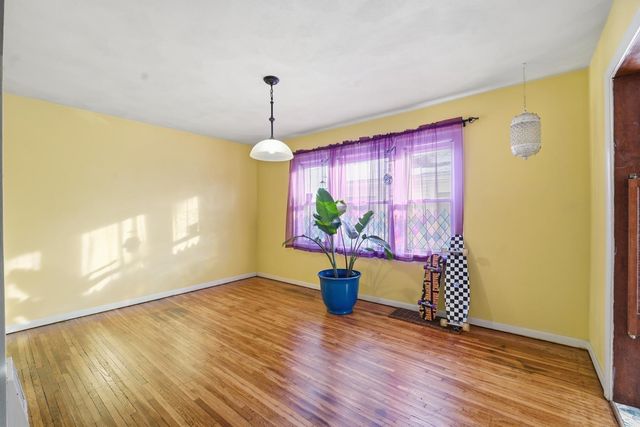 826 Home Park Blvd, Waterloo, IA 50701