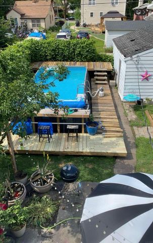 826 Home Park Blvd, Waterloo, IA 50701