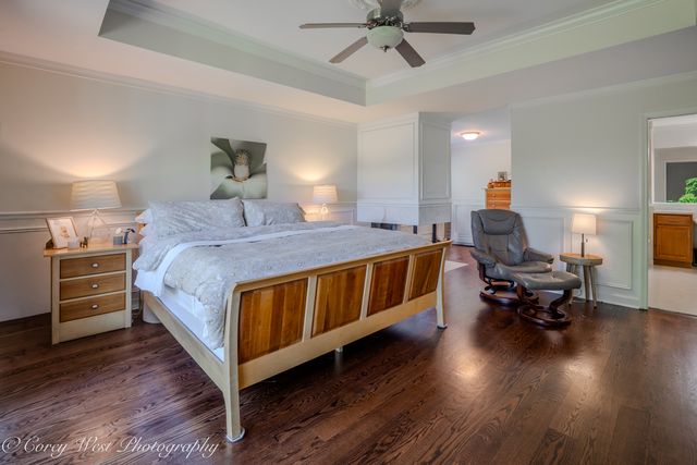 39W944 Deer Run Drive, St. Charles, IL 60175