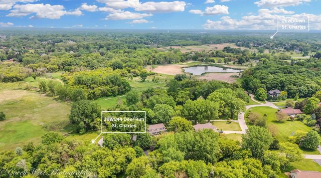 39W944 Deer Run Drive, St. Charles, IL 60175