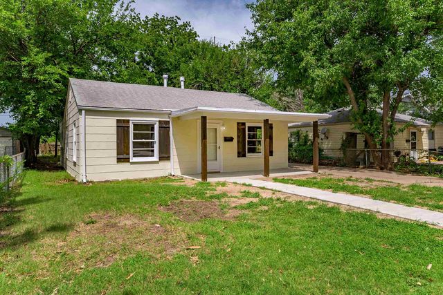 2101 S Madison Ave, Wichita, KS 67211