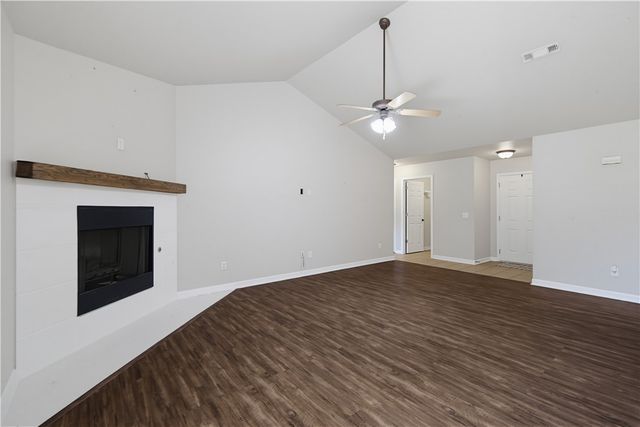 1343 Fox Trail Drive, Elkins, AR 72727