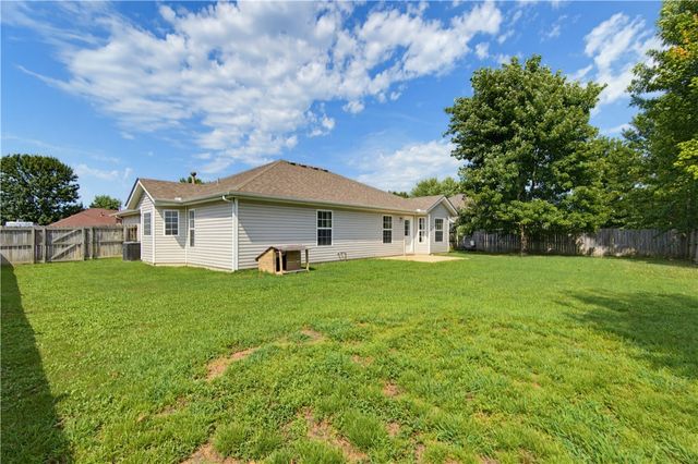 1343 Fox Trail Drive, Elkins, AR 72727