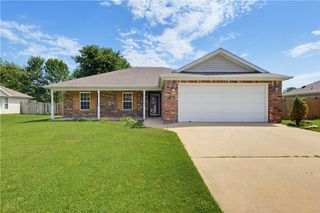 1343 Fox Trail Drive, Elkins, AR 72727