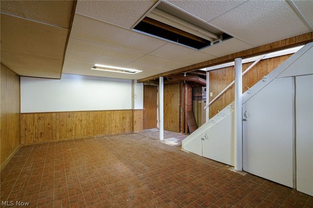 23 Wayne Avenue, Akron, OH 44301