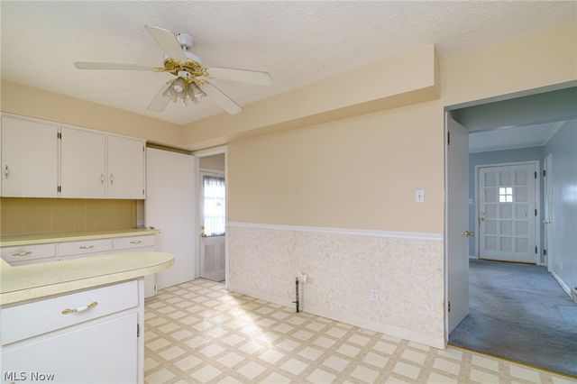 23 Wayne Avenue, Akron, OH 44301