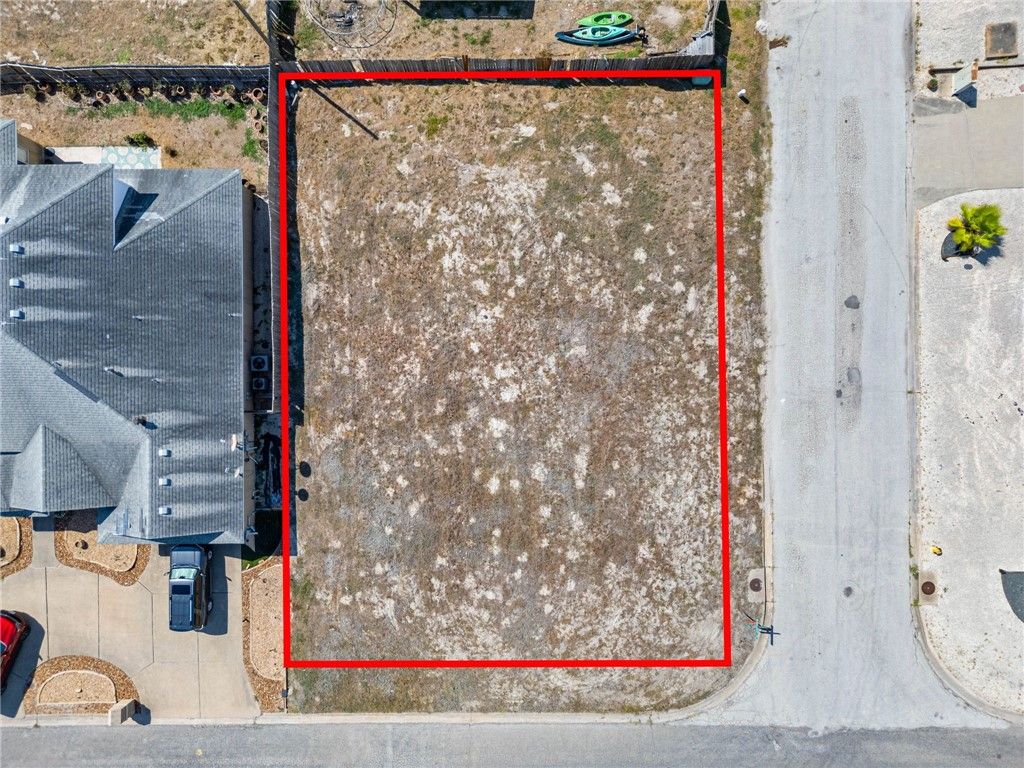 15101 Dasmarinas Dr, Corpus Christi, TX 78418 — photo 3