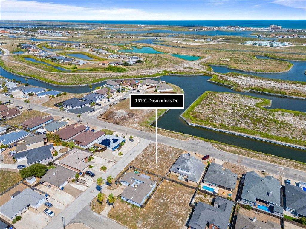 15101 Dasmarinas Dr, Corpus Christi, TX 78418 — photo 5