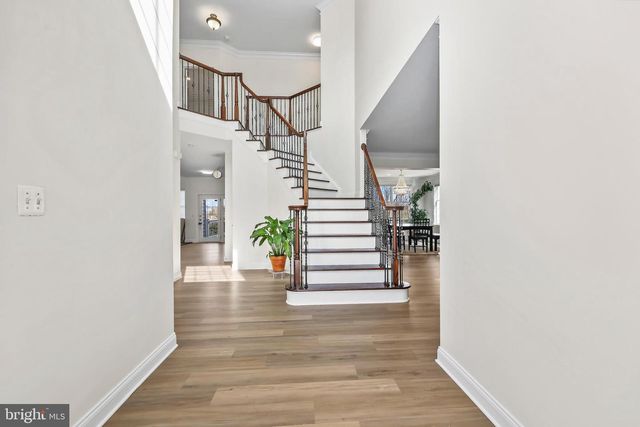 43341 BARNSTEAD DR, Ashburn, VA 20148
