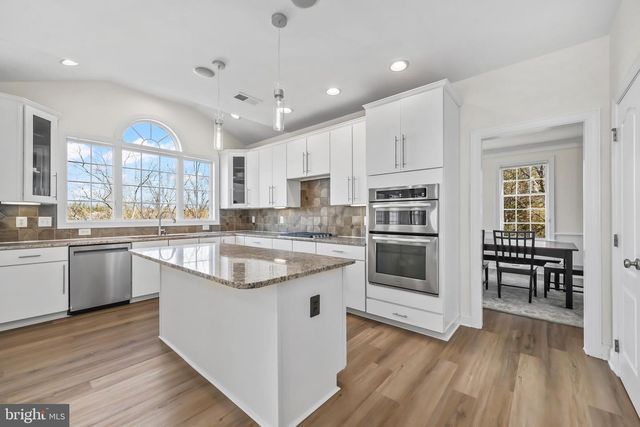 43341 BARNSTEAD DR, Ashburn, VA 20148