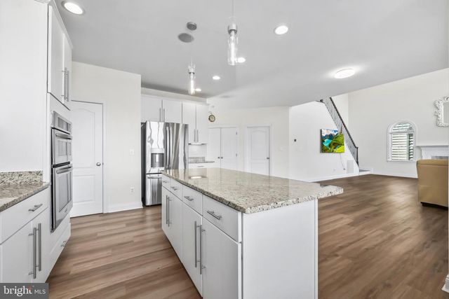 43341 BARNSTEAD DR, Ashburn, VA 20148