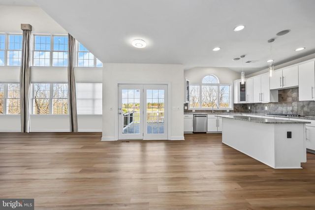 43341 BARNSTEAD DR, Ashburn, VA 20148