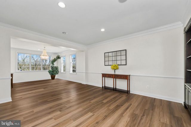 43341 BARNSTEAD DR, Ashburn, VA 20148