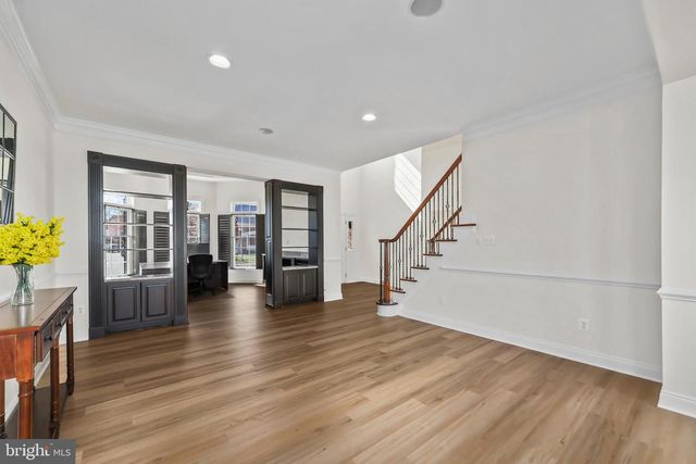 43341 BARNSTEAD DR, Ashburn, VA 20148