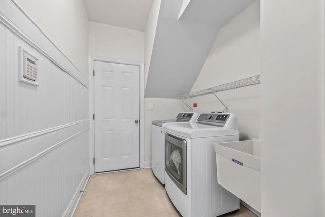 43341 BARNSTEAD DR, Ashburn, VA 20148