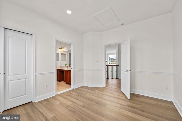 43341 BARNSTEAD DR, Ashburn, VA 20148