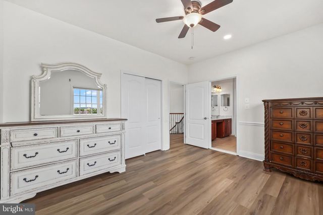 43341 BARNSTEAD DR, Ashburn, VA 20148