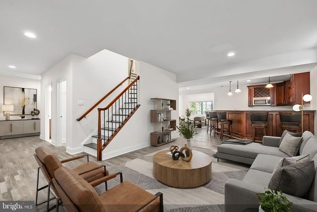 43341 BARNSTEAD DR, Ashburn, VA 20148